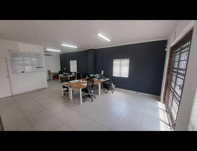 83M² OFFICE TO LET IN RICHARDS BAY CENTRAL